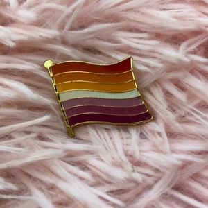 Lesbian Flag Enamel Pin 💓 LGBTQ Pride
